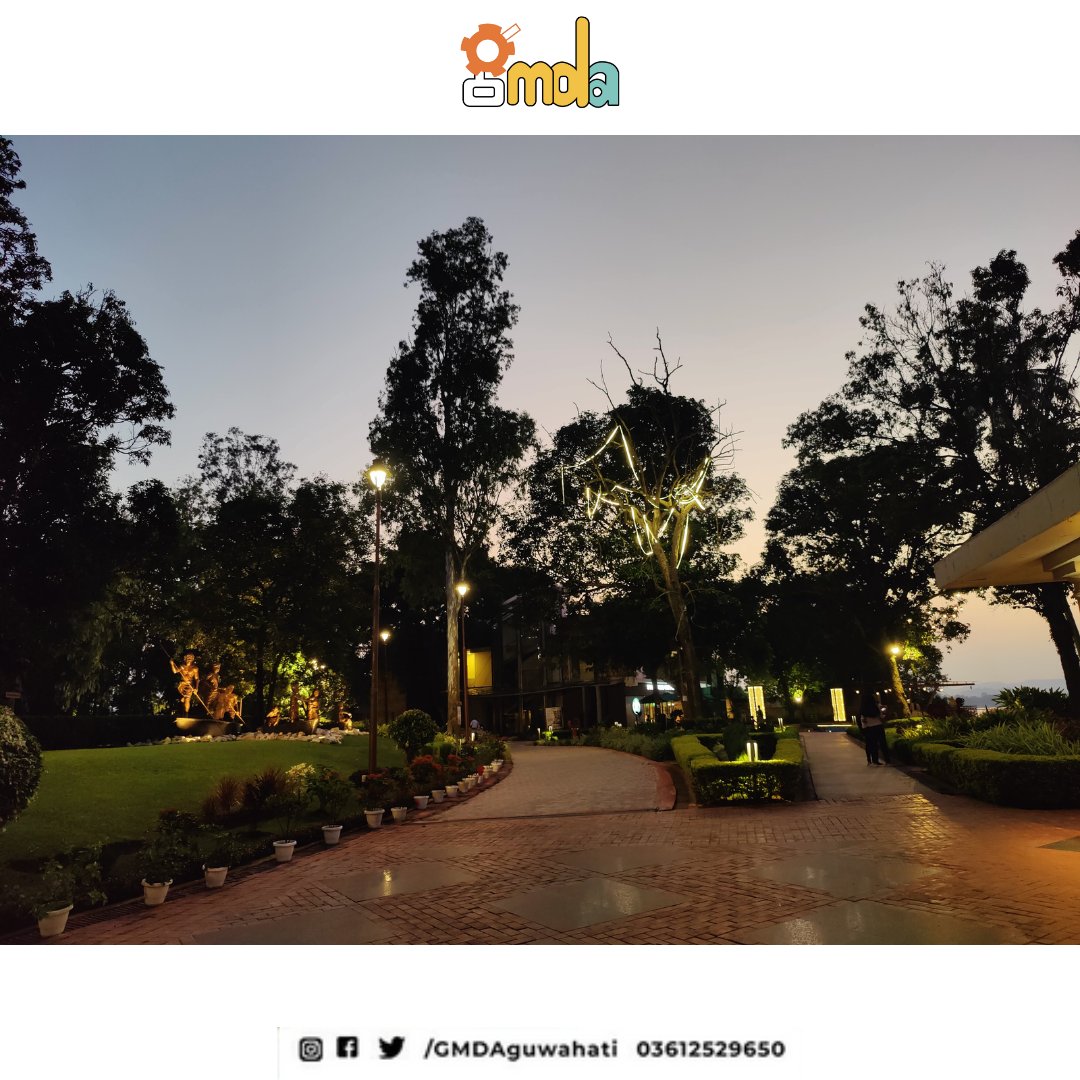GMDAGuwahati's tweet image. Savor the serenity of the Mahabahu Brahmaputra River Heritage Centre in Guwahati. A haven to sip coffee, witness stunning sunsets, and bask in the evening's enchanting lights.
@himantabiswa 
@TheAshokSinghal 

#Guwahati #RiverFront #HeritageCentre #Evening #Sunset