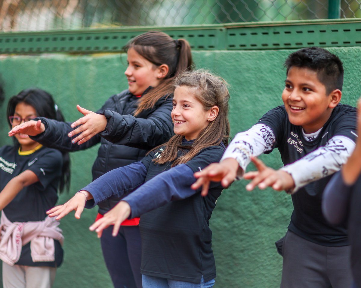 frnadal's tweet photo. Nuestra metodología de intervención está basada en cuatro #valores fundamentales: deportividad, compañerismo, esfuerzo y compromiso. 

Estamos comprometidos en apoyar a muchos menores de entre 6 y 16 años a través del tenis. Sigamos ejerciendo un impacto positivo en la comunidad! https://t.co/FysxYJHIlO