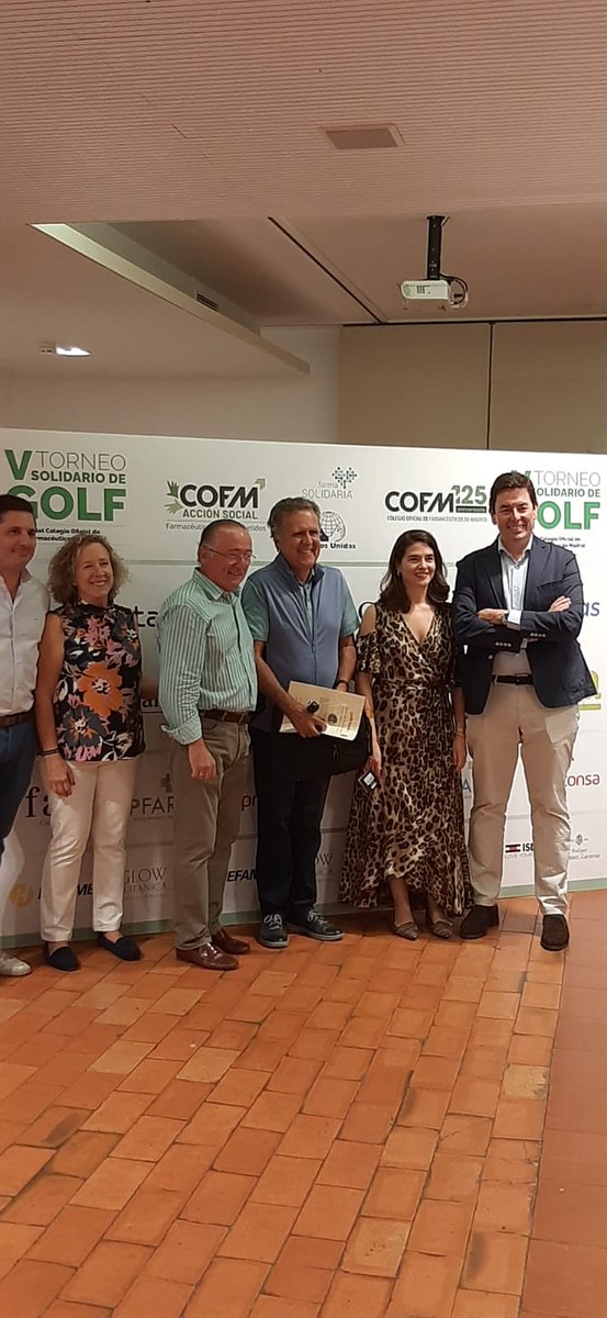 capital_far's tweet photo. 🟢🏌️♂️⛳️ Un swing por una buena causa en el V Torneo Solidario de Golf organizado por el @COFMadrid. Este año, más de 70 farmacéuticos de Madrid se unieron para apoyar proyectos como @farma_solidaria y @ManosUnidasONGD.
#GolfSolidario #FARCapital
https://t.co/nIAAuximaM https://t.co/fjPN3hP7aW