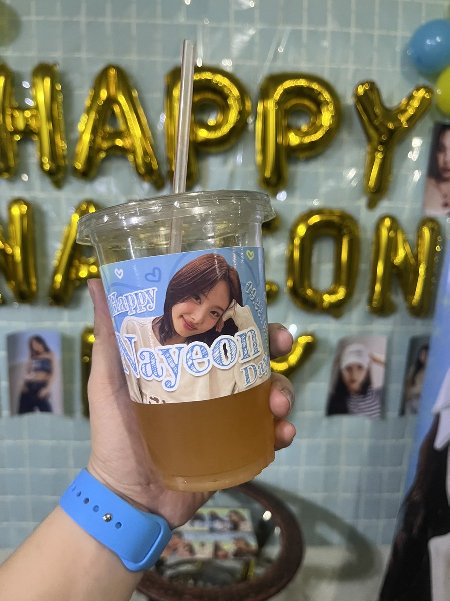 myMINAmahal's tweet photo. Nayeon Cup Sleeve Event 💕 Can’t wait to see you soon 😍

thank you always @TeamON9S 🍭

#HappyNAYEONday https://t.co/TGiq9OIEyw