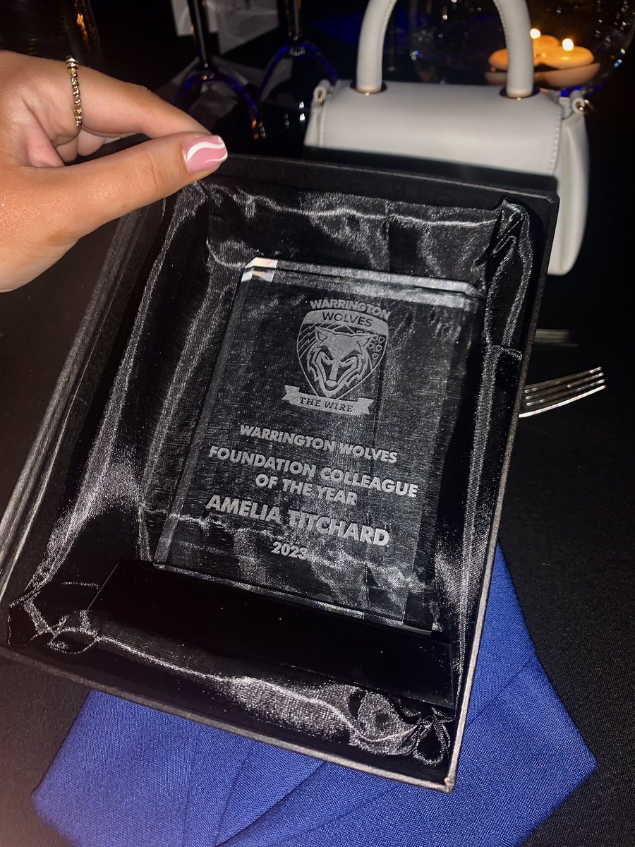 AmeliaTitchard's tweet photo. So happy last night to be awarded with the @WWRLFoundation Colleague of the Year. 

I am so lucky to do the job I do and to be awarded this simply for doing what I love is such a big compliment💛💙

Here’s to the next few years with Wolfprint!!! https://t.co/OZTZ1pFGIP