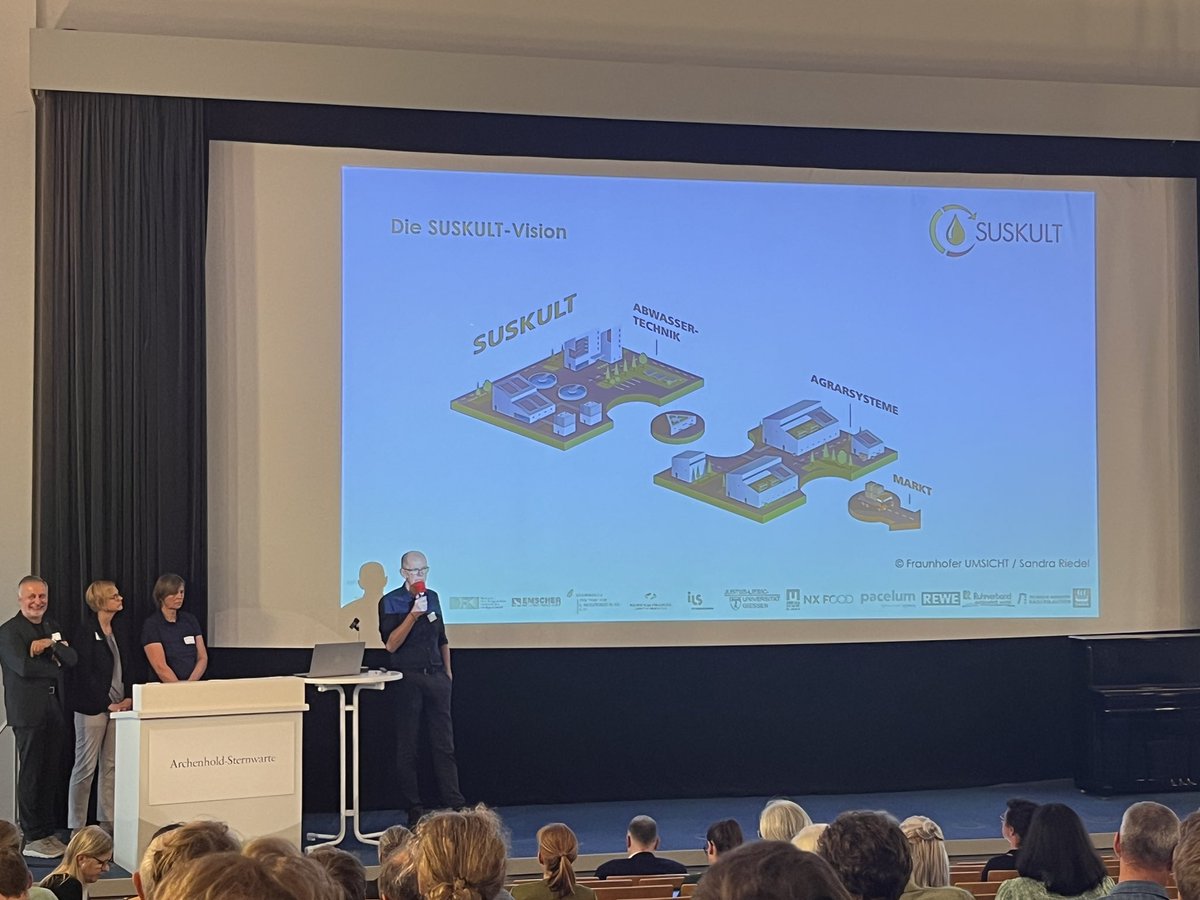 Ann-Kristin Steines (@annsteini) on Twitter photo Das #SUSKULT-Team, vertreten durch Volkmar Keuter, Heidrun Steinmetz, Andreas Ulbrich & Sandra Schwindenhammer, berichtet über den Forschungsfortschritt und die Projekthighlights beim 4. Statusseminar der <a href="/agrarsysteme/">Agrarsysteme der Zukunft</a> der #zukunft. Das #SUSKULT-Team, vertreten durch Volkmar Keuter, Heidrun Steinmetz, Andreas Ulbrich & Sandra Schwindenhammer, berichtet über den Forschungsfortschritt und die Projekthighlights beim 4. Statusseminar der <a href="/agrarsysteme/">Agrarsysteme der Zukunft</a> der #zukunft.