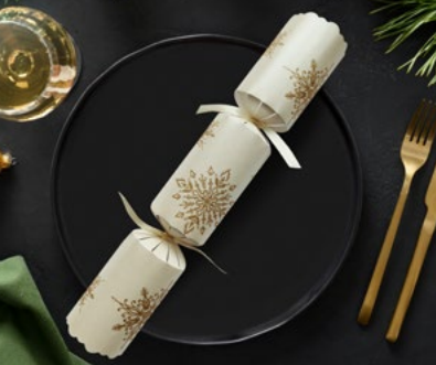 MAC_FoodService's tweet image. 🎄Our Christmas brochure is now live! 🎄
Looking for the perfect table &amp;amp; partywear then look no further! Explore our wide range of options to suit all establishments and budgets. View brochure in bio #Christmas2023