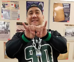 SchneiderELA's tweet photo. It's Dress Like A Celebrity Day!!! Luckily for me the paparazzi can't see me! #YouCantSeeMe #WordLife @JohnCena #NMSSpiritWeek #NoviPride https://t.co/xbzq0lQTCF