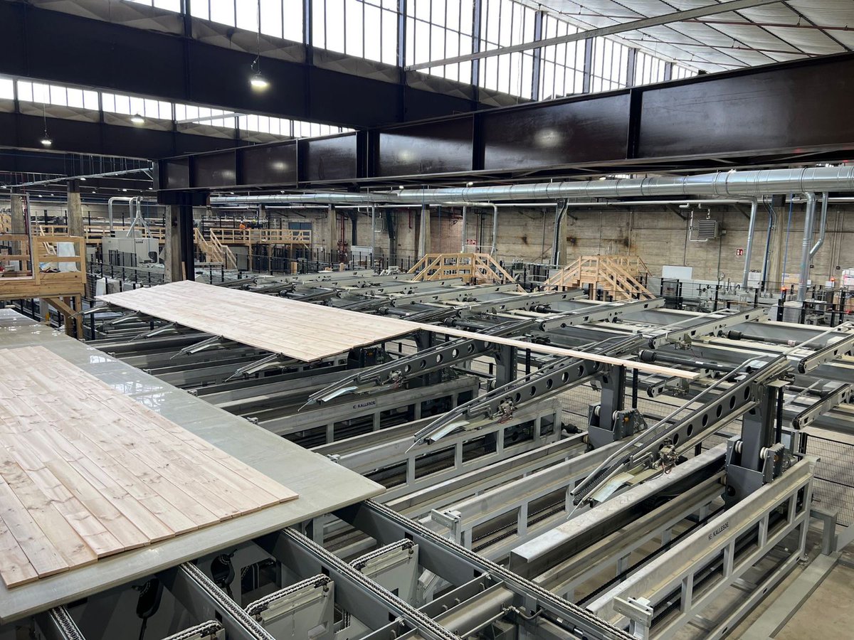 Esta mañana hemos visitado las instalaciones de #EgoinAlbertia, la nueva planta de producción industrializada de madera CLT de nuestro cliente <a href="/_egoin/">Egoin</a> en Legutio (Araba). 🪵🏭
___
Gaur goizean #EgoinAlbertia|ren instalazioak bisitatu ditugu, gure bezeroa den <a href="/_egoin/">Egoin</a> |ek Legution