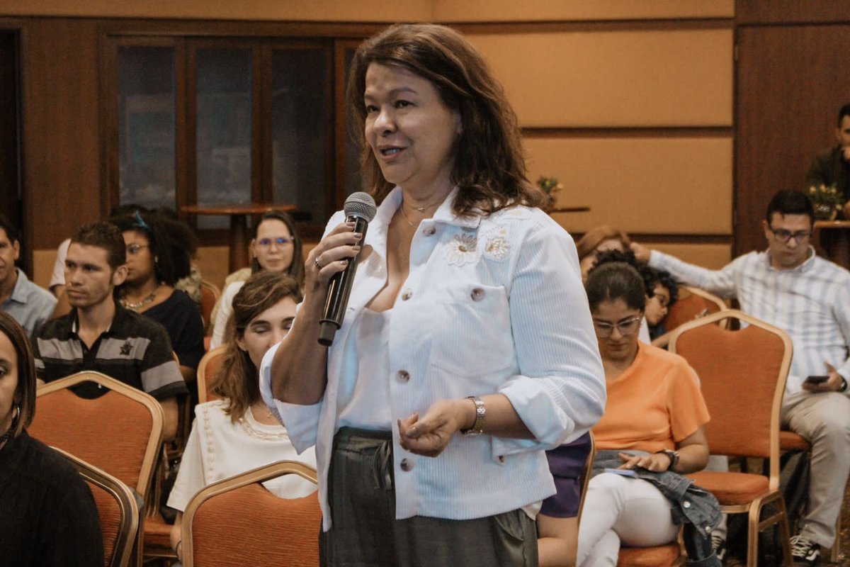 SecTurismoAnt's tweet image. #DíaMundialDelTurismo ✨
•
Nos reunimos con las instituciones aliadas del sector en conmemoración del Día Internacional del Turismo ☀️, donde pudimos conversar y compartir algunas experiencias de valor en la industria ✅.