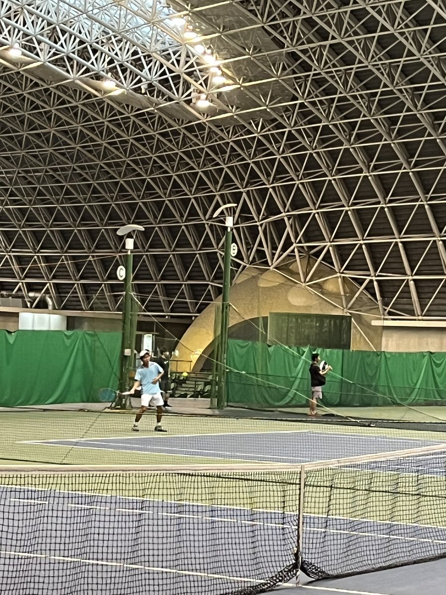 u50417's tweet photo. 全日本テニス選手権98th東日本大会に茨城県代表として出場しました。
結果は1回戦で46 26で負けてしまいましたが良い経験になったのと同時に自分の目標にこの1年でここまで来たんだなという実感もありました。
まだまだ道は長そうですが1歩ずつ味わっていきたいです！！
 #テニス   #高校生 https://t.co/np3Wc0J4wq