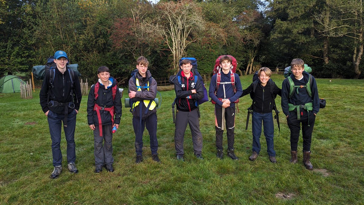 TWGSB's tweet photo. Yr 10 students took part in the assessed expedition section of their @DofE bronze this weekend. It was a fantastic, challenging &amp; sunny weekend. We look forward to the cohort completing their #DofE Award soon. #bronze #expedition #resilience #teamwork #leadership #determination https://t.co/K7CRTzP8d4