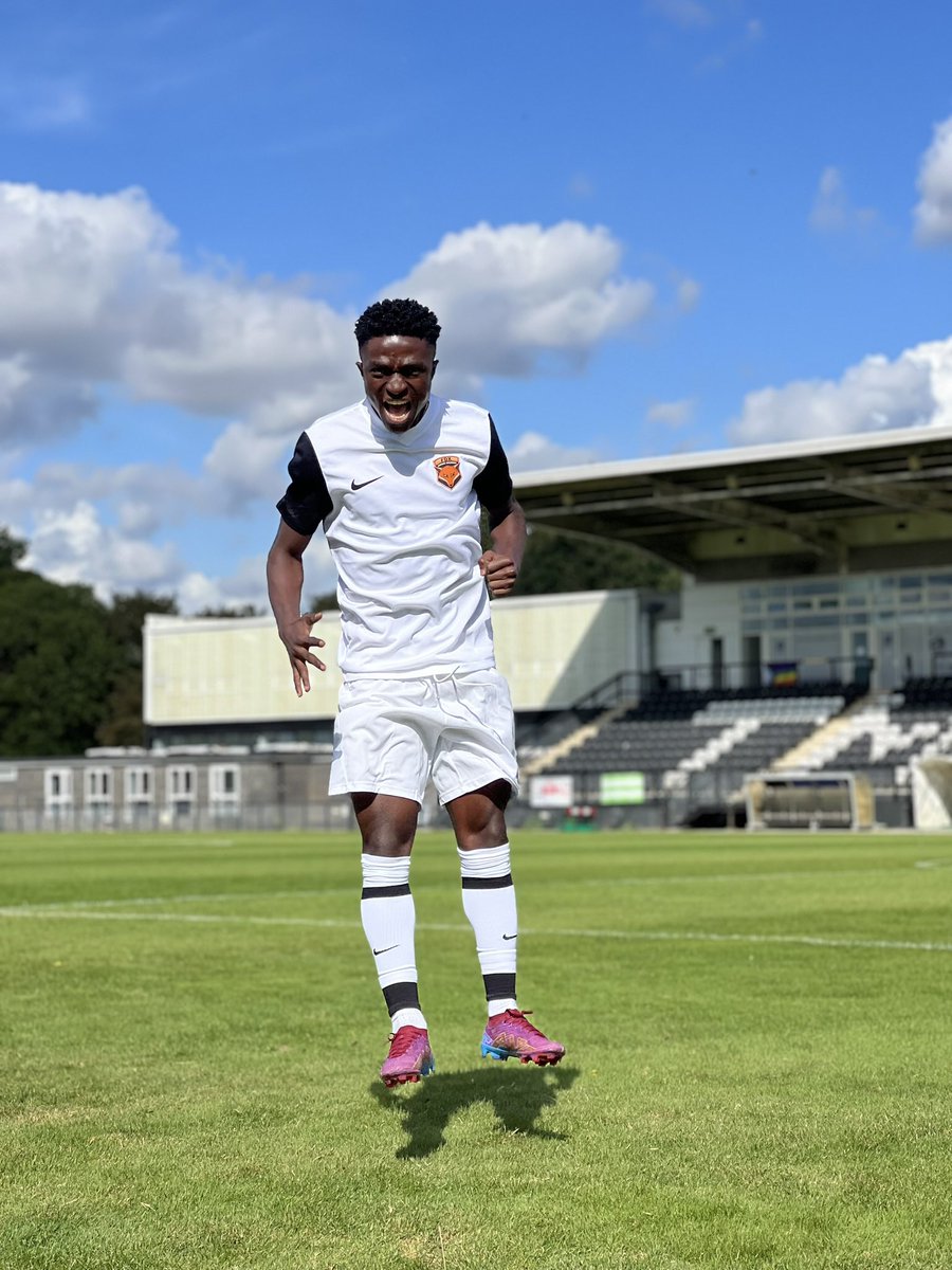 15 Minutes | Worthing 2-1 FSA LONDON

ALBERT OWUSU races through on goal 1v1 and smashes it home to pull one back! Rapid start to this game &amp; all to play for🔥