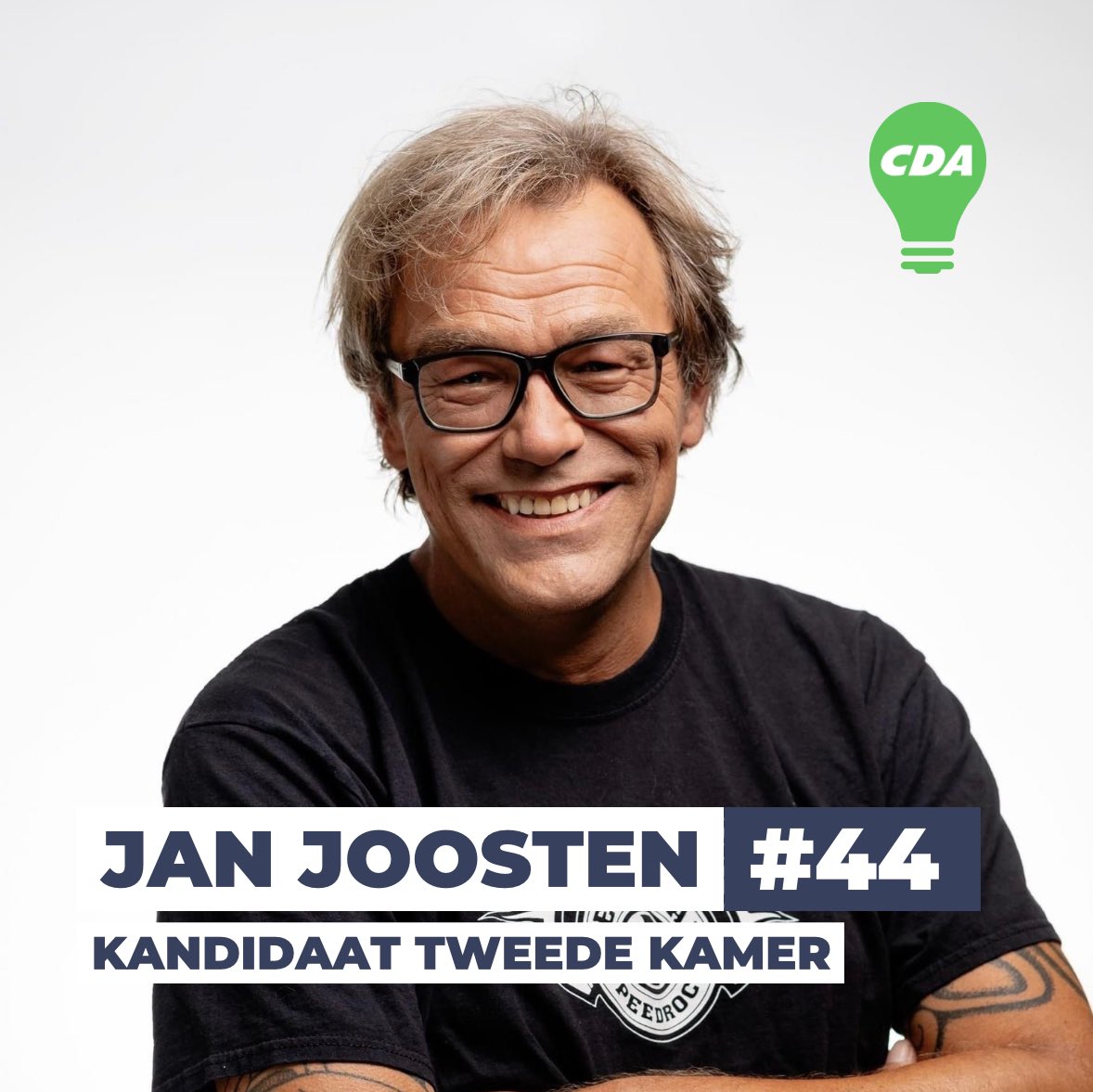 Onze Eindhovense commissielid Jan Joosten is kandidaat #44 voor aankomende tweede kamer verkiezingen! 💚 Meer weten? Check @janjoosten2705

💬 “Mijn lijfspreuk is "Geen zwetsverhaal, maar klare taal!" Ik wil het behapbaar en begrijpelijk houden voor iedereen.“