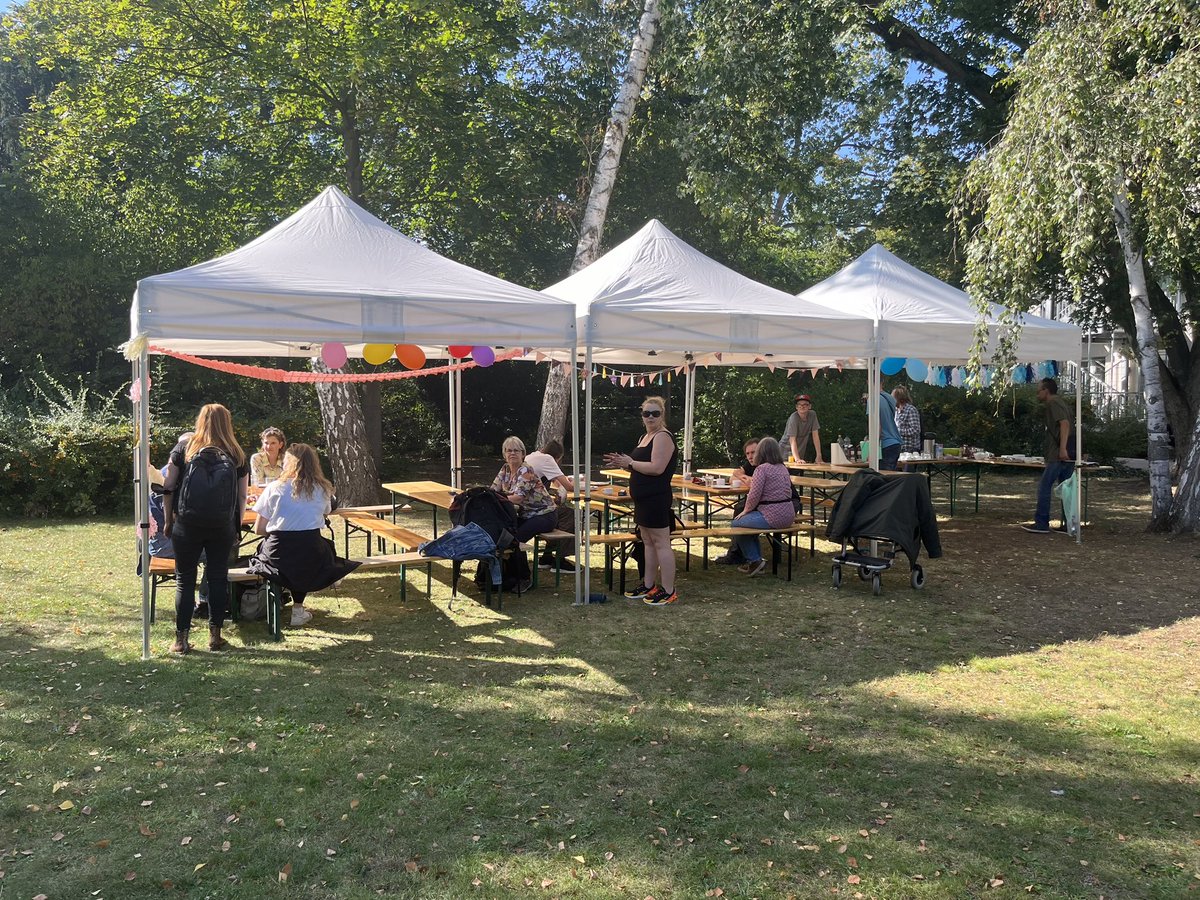 Unser 5-jähriges Jubiläum feiern wir heute auf dem Gelände der Berliner Stadtmission mit unseren Klientinnen und Klienten. #sozialberlin #neuechanceberlin #berlinerstadtmission