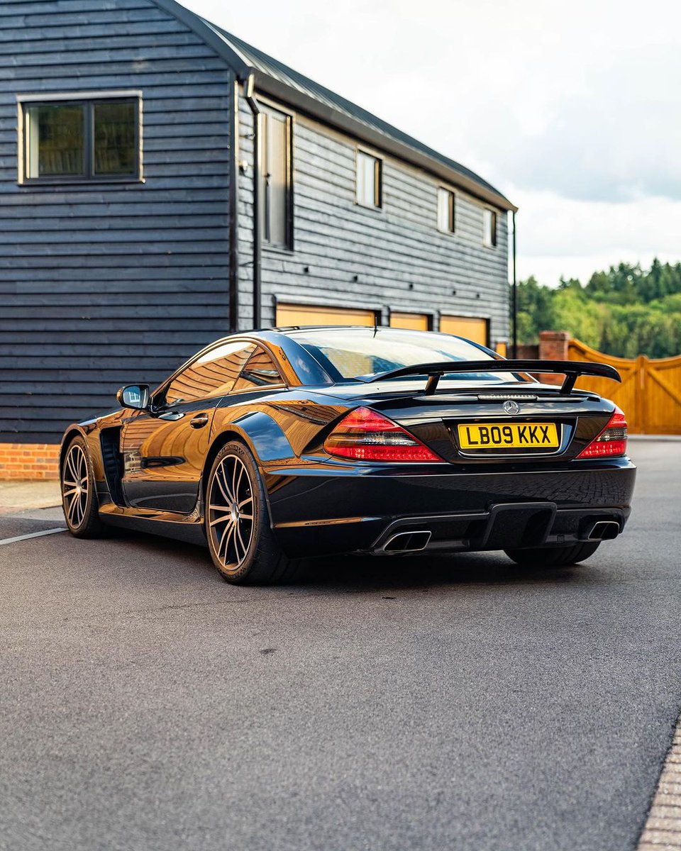 GermanCarScene's tweet photo. Mercedes-Benz SL 65 AMG Black Series

via IG/carhunaplatform https://t.co/nyKTJeNMc3