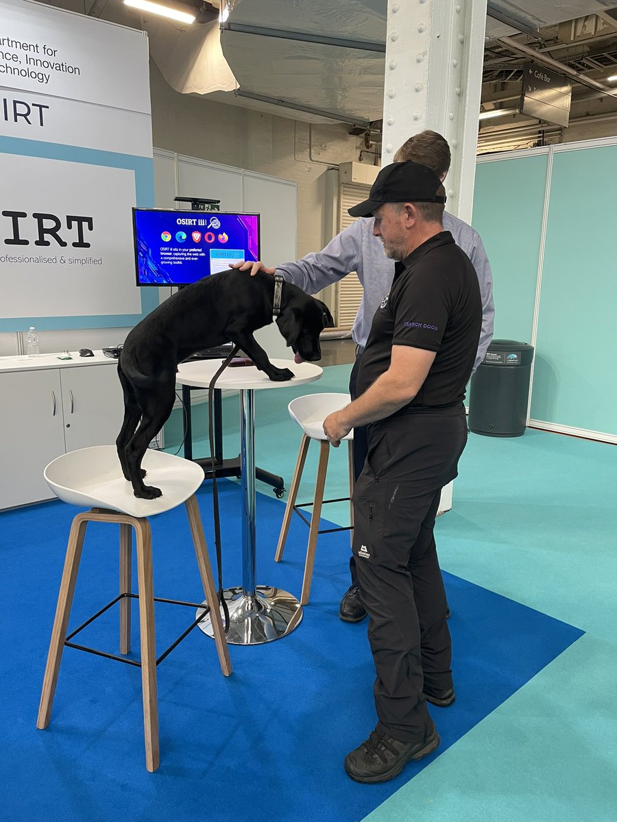 ITUS_Tech's tweet image. We’re in the final few hours at @IntCyberExpo. We’ve had some great conversations with visitors to our stand  but the little 🐕‍🦺 was one of the friendliest 😜 CYBRISC- cyber risk management for SMEs #ICE23 #risk #insurance