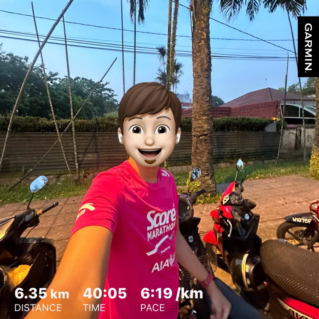 nazmihalim_'s tweet photo. September #27 - W22D3 40β
T - 4
270/365
#runstreak
#MenujuKLSCM
#keepgrinding
#beatyesterday https://t.co/4VY4OxbN1W