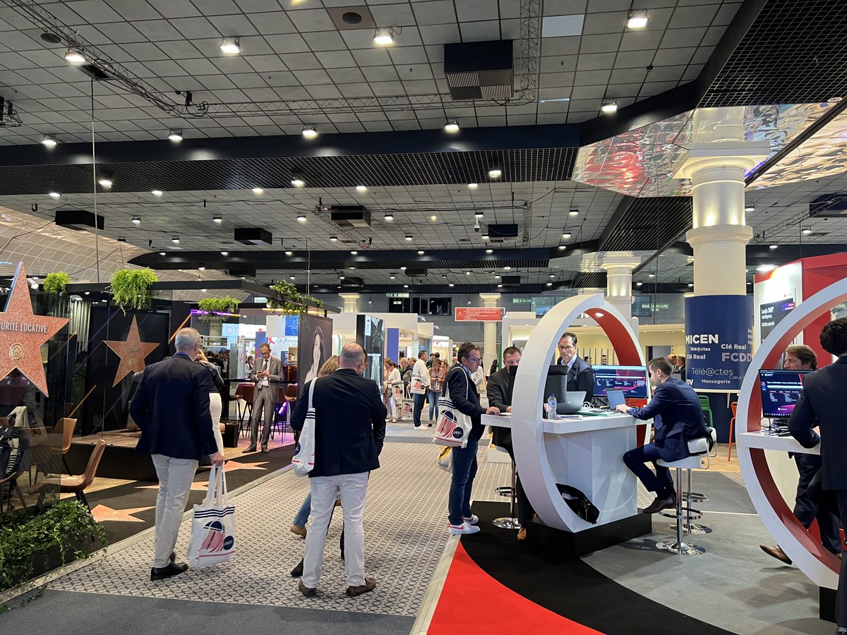CongresNotaires's tweet photo. En parallèle des trois parcours formations réalisées ce mercredi lors de la 1ère journée du #CongresNotaires, 140 exposants vous attendent au @CID_Deauville. Une trentaine d'associations, et une centaine d'entreprises vous accueillent tout au long de ces 3 prochains jours https://t.co/0U76qqIaGR