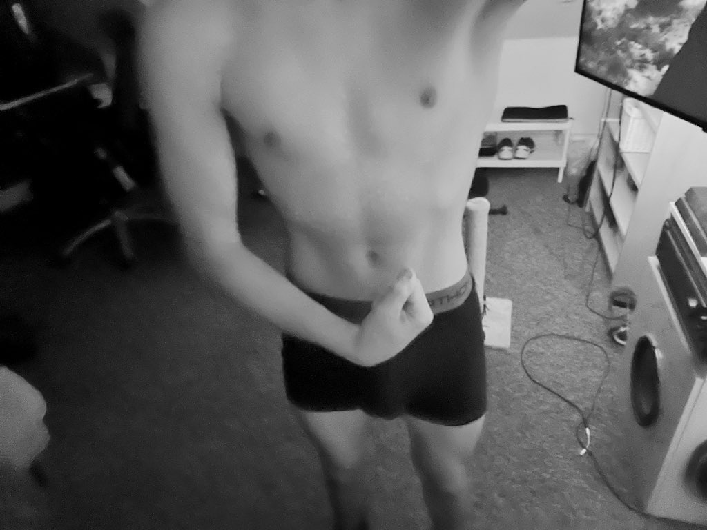 LP6988's tweet photo. Hi im Lp🍜 #nsfwtwt 

🥛18 M 🧍‍♂️

🥛He/him 🧔‍♂️

🥛Straight 🟰

🥛Dm’s Open📪

🥛I send for free just dm me📩

🥛6,5 inches If you care about that 🤫 https://t.co/qfv7ZNkrt0