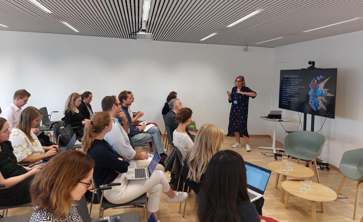 ERRIN Network (@errinnetwork) on Twitter photo Happening now: ERRIN's #S3WG is launching a debate on R&I in the future #CohesionPolicy post-2027 🚀
Delighted to have <a href="/sarirautio/">Sari Rautio 🏳️🌈💜</a> member of <a href="/EU_Commission/">European Commission</a> high-level group, and <a href="/fmolica/">Francesco Molica</a> expert to <a href="/CoR_President/">Kata Tüttő</a> for the thematic opinion, with us as the narrative is being shaped. Happening now: ERRIN's #S3WG is launching a debate on R&I in the future #CohesionPolicy post-2027 🚀
Delighted to have <a href="/sarirautio/">Sari Rautio 🏳️🌈💜</a> member of <a href="/EU_Commission/">European Commission</a> high-level group, and <a href="/fmolica/">Francesco Molica</a> expert to <a href="/CoR_President/">Kata Tüttő</a> for the thematic opinion, with us as the narrative is being shaped.