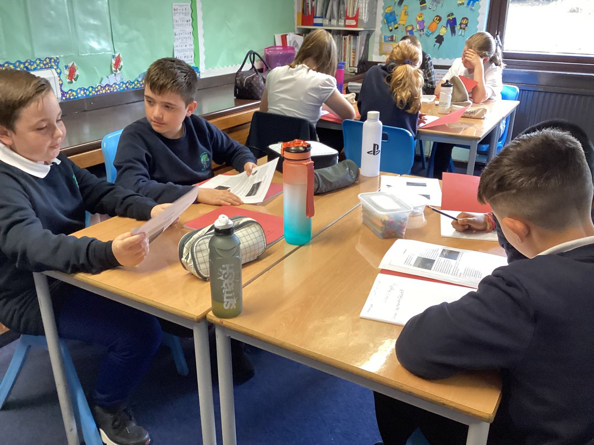 carmondean_ps's tweet photo. P7 had their second humanities transition lesson today with a geography focus. We had great fun making up a quiz to test the class on their knowledge of the Atacama desert or the Amazon rainforest. 🤔🧐@MrsGilmourCPS @deans_chs https://t.co/5yq8hXktI6