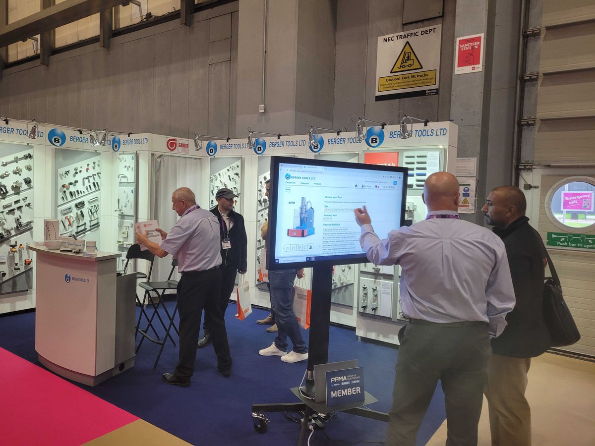 Berger_Tools's tweet photo. Our experts are busy, busy, busy at the PPMA show! Our touchscreen TV is proving really useful for showing our visitors the best products for them, directly on our online shop. This was for our EMG Pneumatic Press https://t.co/RhNxSBGmOB Join us tomorrow https://t.co/AlqfEemQBe https://t.co/fJ1wLovC85