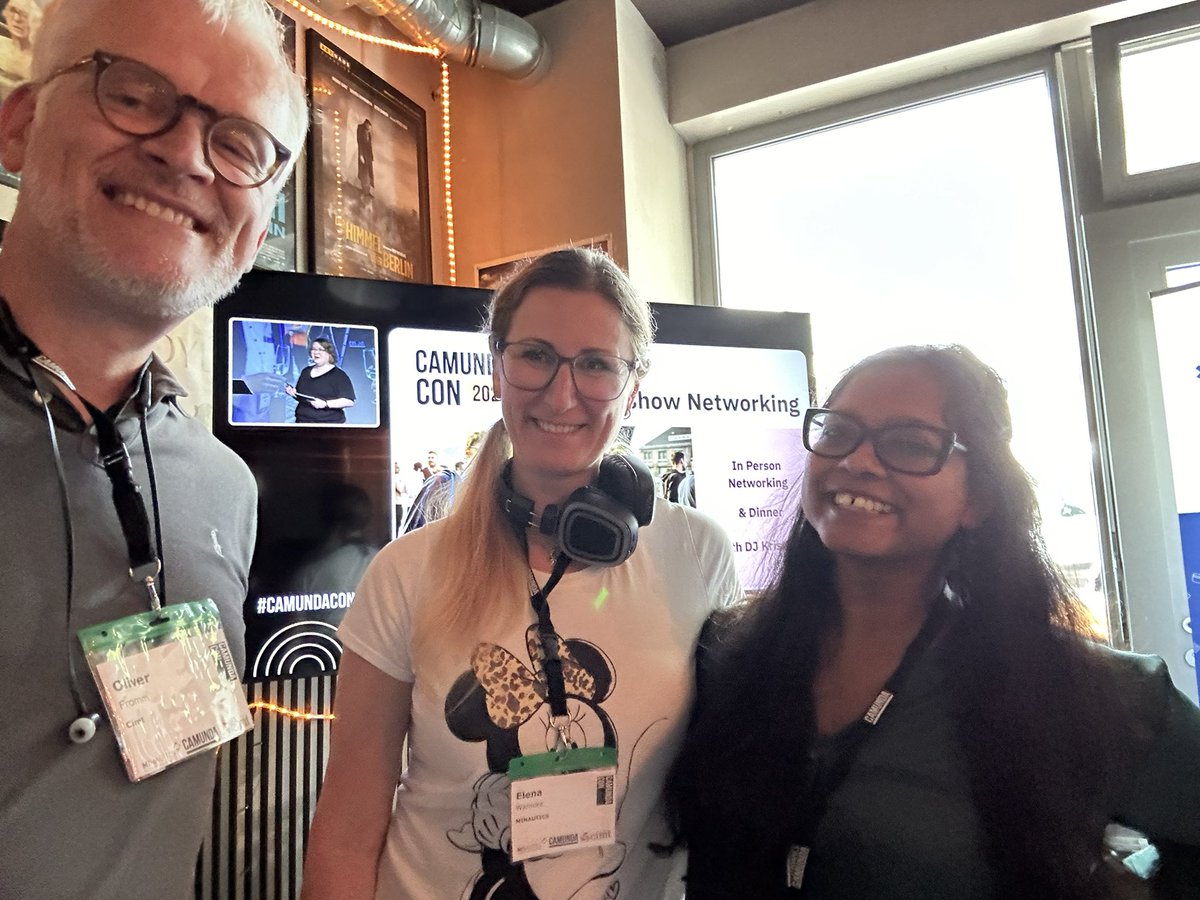 #CamundaCon Public Viewing #selfie @cimtag <a href="/minautics/">MINAUTICS GmbH</a>