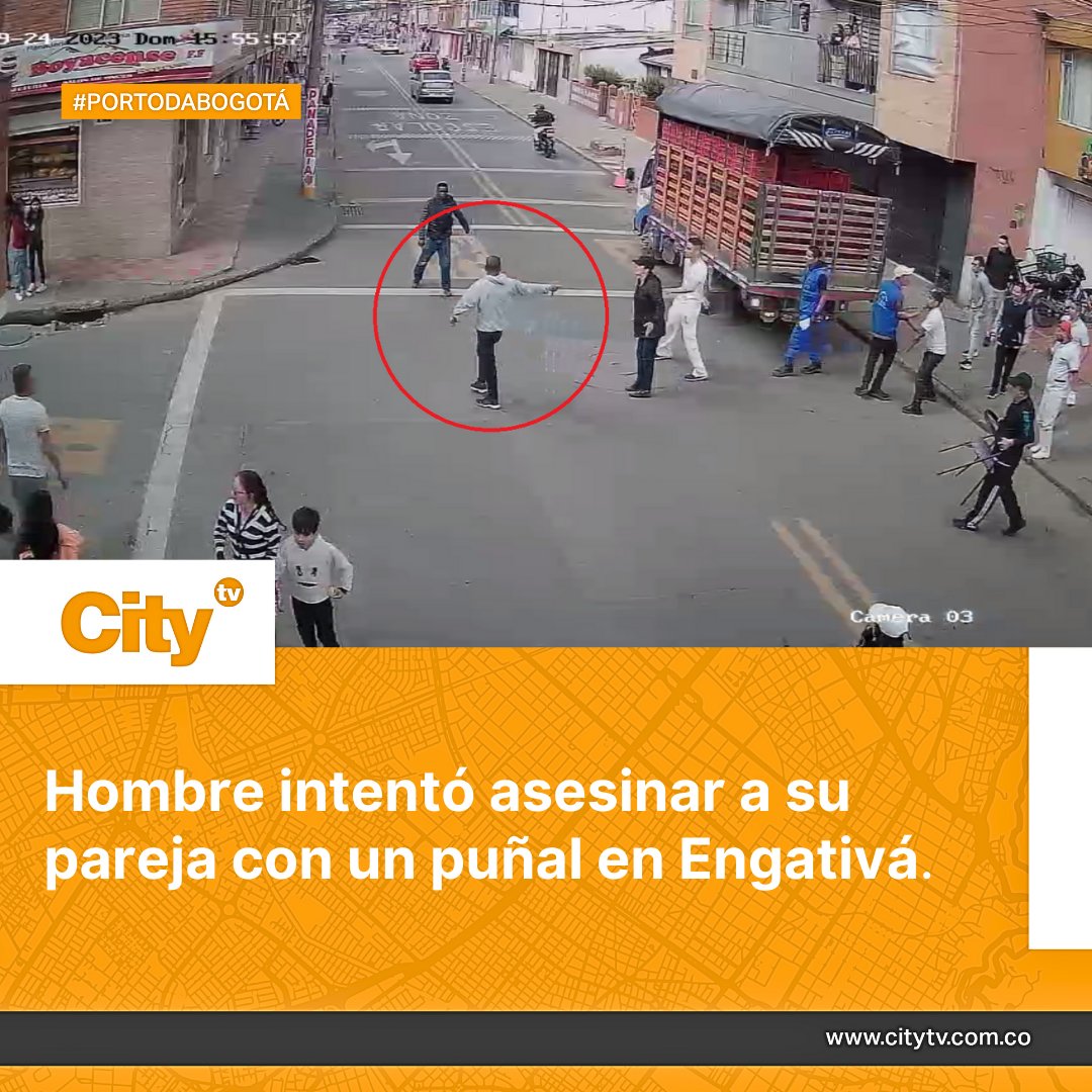 Citytv's tweet photo. #Denucias | 🚨 En medio del ataque, la comunidad intervino utilizando palos y objetos disponibles para alejar al agresor de la mujer. ¿Qué opina usted de este hecho? ➡️ https://t.co/6VaDSj719e https://t.co/mjD4l6ddEf