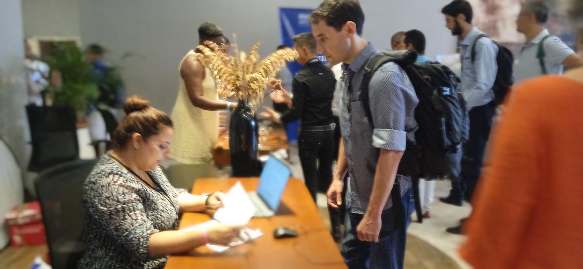 universidad_uci's tweet photo. Buenos días! ¡Bienvenidos a la V Conferencia Científica Internacional #Uciencia2023! Inicia la llegada de nuestros delegados y la acreditación a la cita. ¡Les deseamos provechosas jornadas de intercambio científico! #SomosUCI #UniversidadCubana @Cuba_MES @ACN_Cuba @cubadebatecu https://t.co/kxXK7UAedt