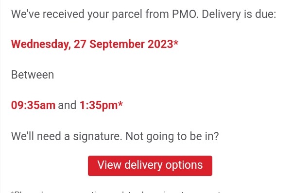 TheMossBall's tweet photo. @RoyalMailHelp Let's just cut to the chase. You, as a company are sh1t at your job. Where is it? #RoyalFail There is also a photo from another resident ( a couple of weeks ago) showing opened mail in a posties van. This is #Plymouth so presumably it was stolen by the postman https://t.co/iRIyMsQakd