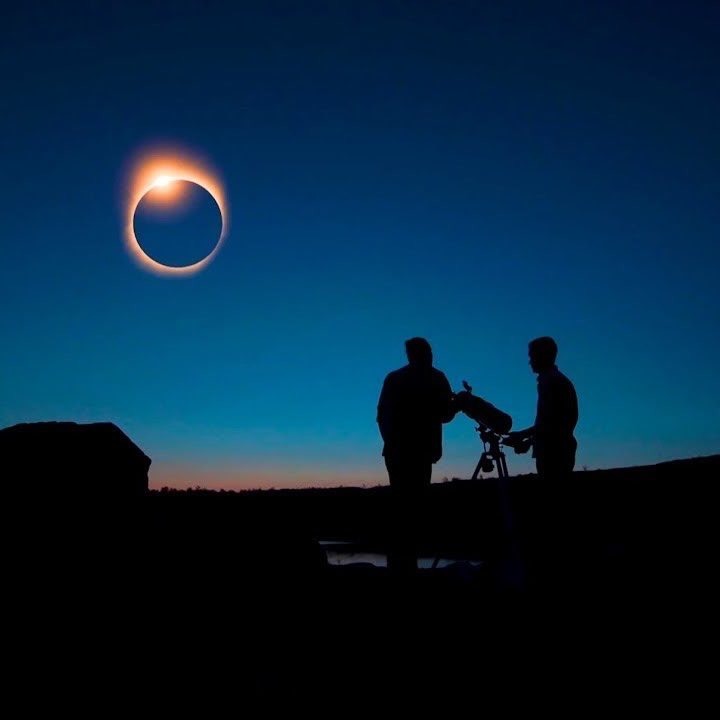 🌑 On Sat., Oct. 14th an annular solar eclipse will be visible across North, Central, &amp; South America.
 
The Boerne ISD Teaching &amp; Learning Department has created a website with important information regarding the eclipse, including resources. 
 
MORE: bit.ly/48xytxx