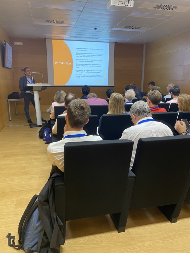 We’re back from the lunch break!

Don’t miss the evening sessions:

- B1: Collaborative Network in Personalized Healthcare.

- B2: Emerging technologies towards Circular and Resilient Networks.

- B3: Collaborative Interactions in Human-Digital Contexts.

#PROVE23 #UPV #ETSII