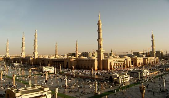 extremetemps's tweet photo. What's Middle East is living is insane:
The Saudi town of Madinah, at 636m asl, this month so far has an incredible average temperature of 37.9C.
Yesterday MIN. temperature was 34.5C
Lowest Tmin of ALL MONTH has been only 29.4C
And this is NOT the hottest month of the year https://t.co/Cw6hLqHsfl