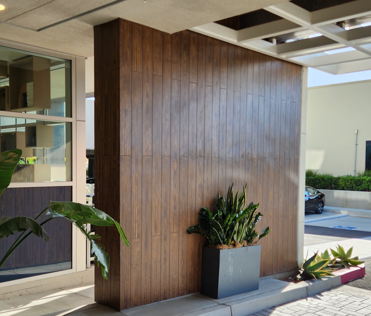 Master Wall Inc. tweet media