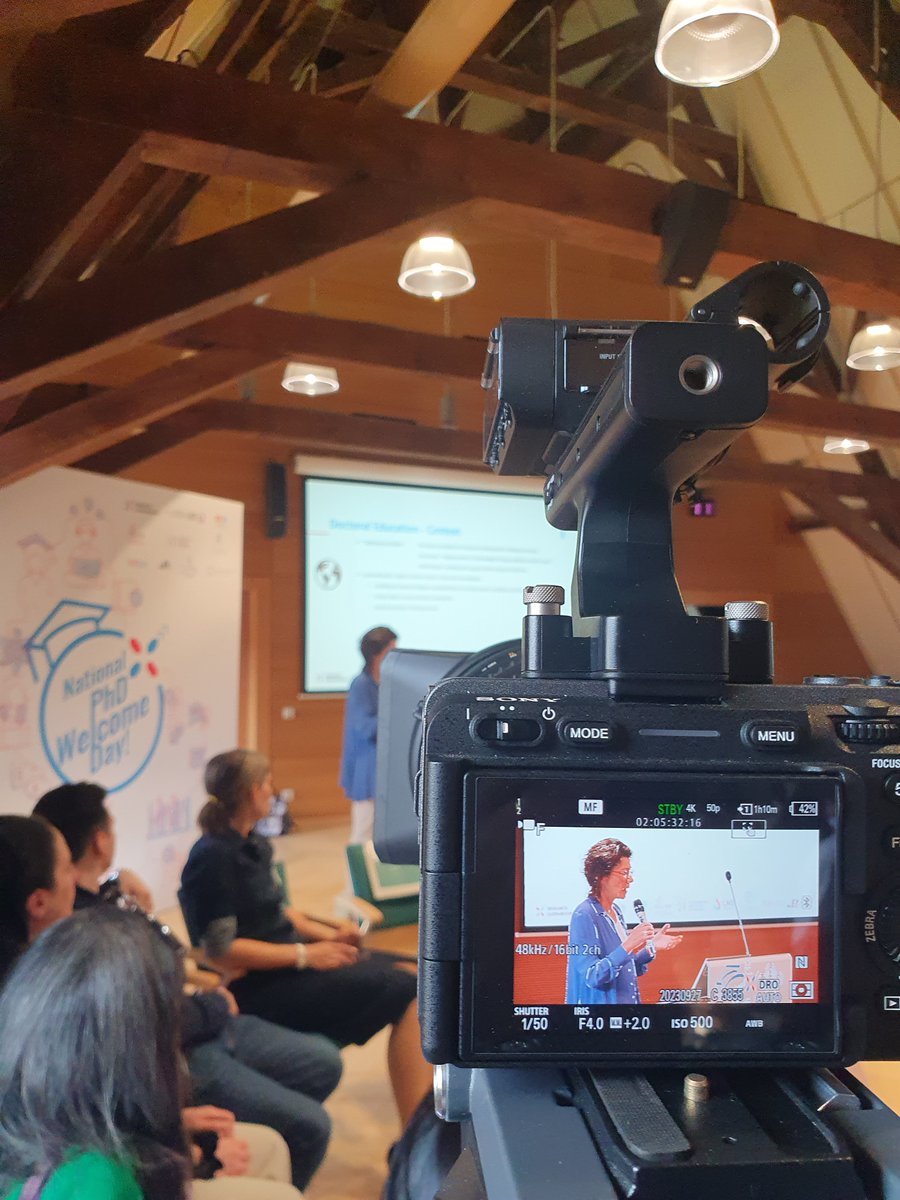 🚀 Lift-off of the Luxembourg National #PhDWelcome Day🎓

💙❤️The event gathers new doctoral candidates enrolled at the <a href="/uni_lu/">uni.lu</a> and in public #ResearchLuxembourg institutes

👏 180 participants discussed #wellbeing, #mentoring, #sciencecommunication, etc.

nationalphdwelcomeday.lu