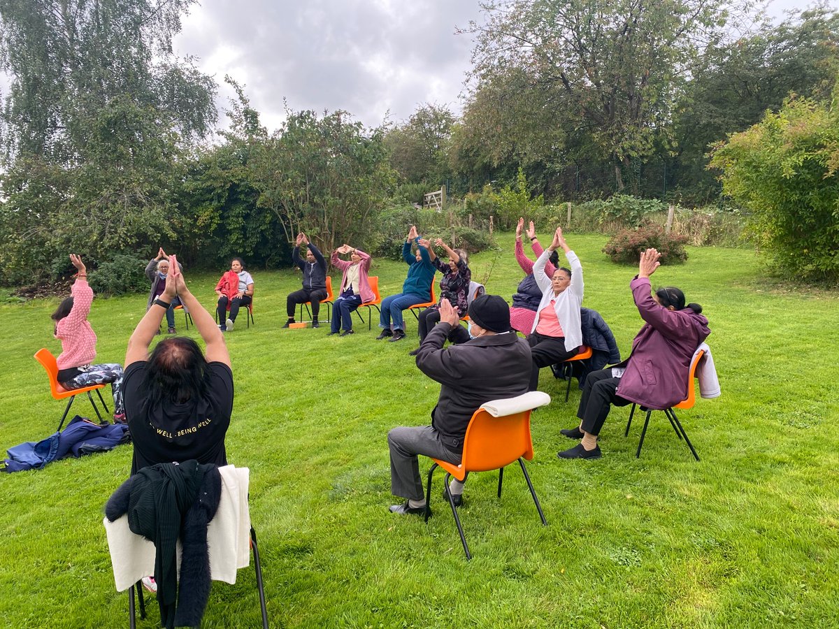 MINDAIDUK's tweet photo. Today we delivered a yoga class outdoors at our allotment service .
Scientific studies have shown that 'green exercise' can improve self-esteem and mood, as well as reducing anxiety disorders and depression.
Our next session will be on the the 4th October.
#DOWELLBEINGWELL https://t.co/OjclMJxidA