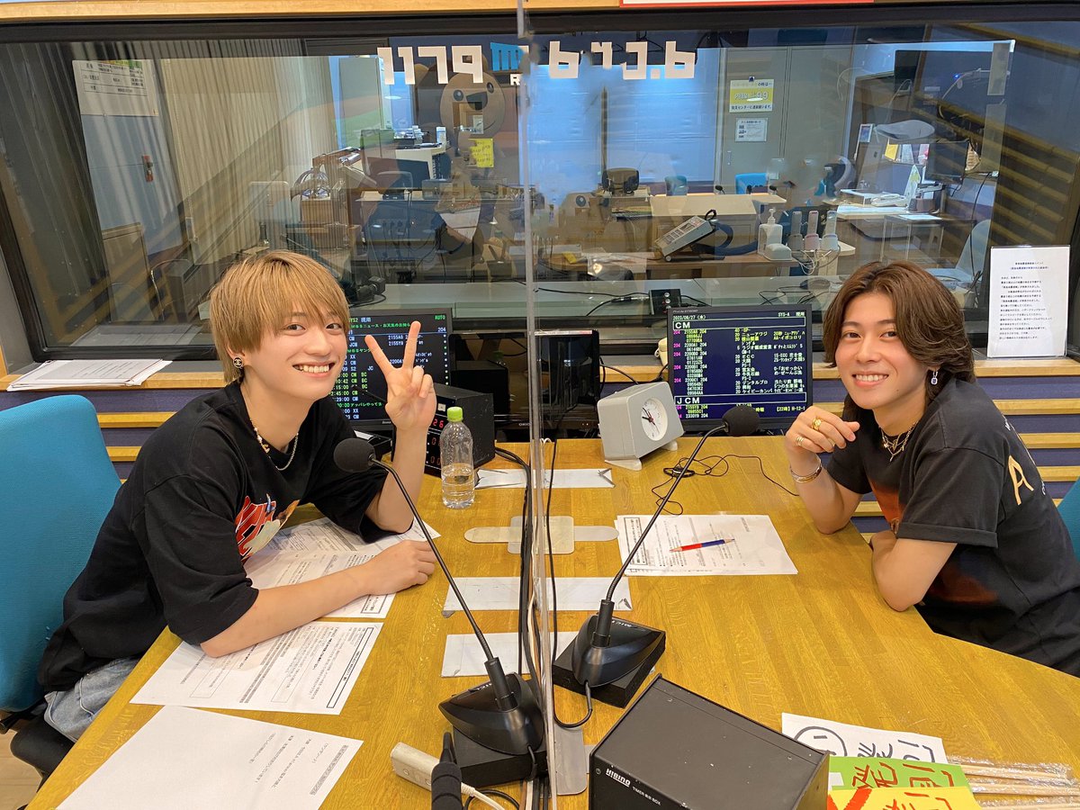 A_yantan1179's tweet photo. 今夜の担当は！

今日はどんどん話を進めていく
#末澤誠也

最近やっとヤンタンでゆるくなれた
#福本大晴

2月ぶりのこのペア。
実はお互いのドラマやアメリカの話を1番していたという2人です。

今夜も「#Aぇヤンタン」で沢山ポストしてください！

📩ys@mbs1179.com 

#Aぇgroup https://t.co/byJbdWjdwe