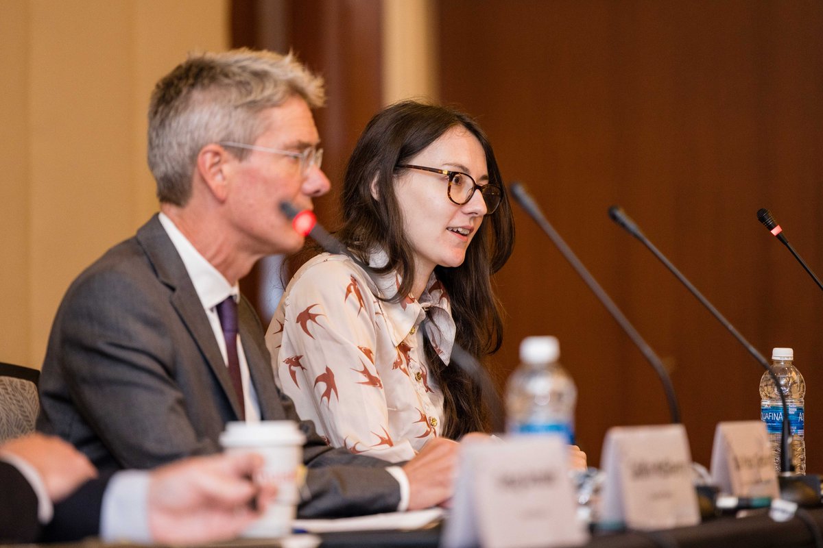Rebecca_proxy's tweet photo. Thank you to @CouncilInstInv for the opportunity to speak on all things executive pay at the CII Fall Conference earlier this month!
Had a great discussion with Greg Arnold of @semlerbrossy, Caitlin McSherry of @neubergerberman and Ola Peter Gjessing of @NorgesBank. https://t.co/xkfxvN5Wgw