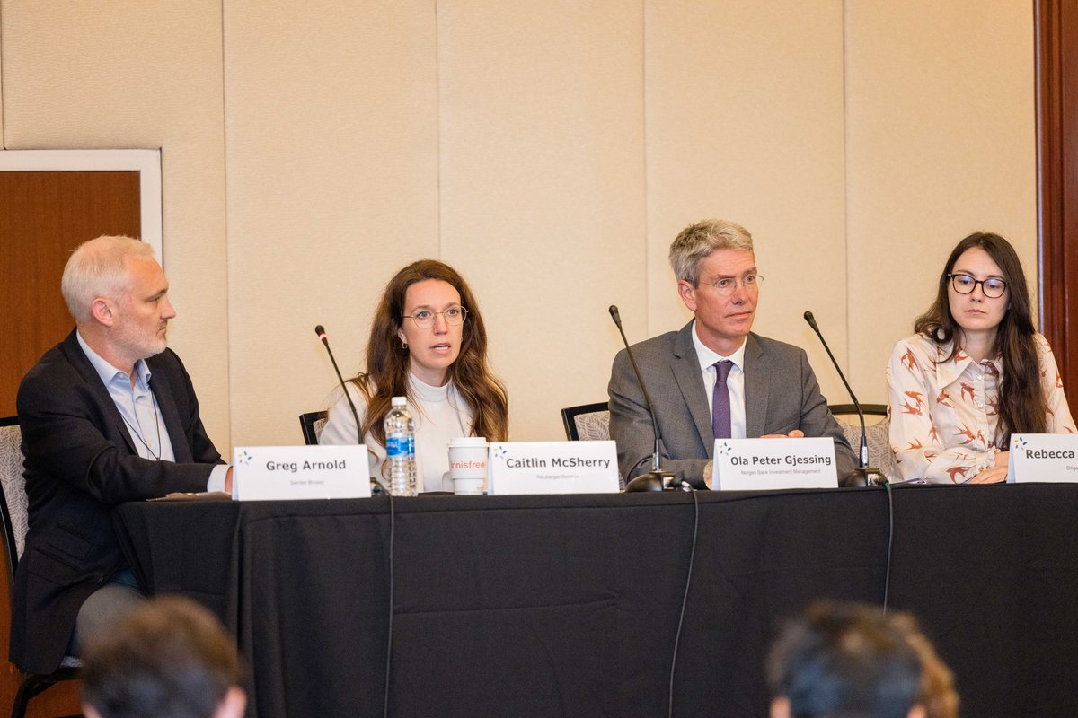 Rebecca Sherratt (@rebecca_proxy) on Twitter photo Thank you to <a href="/CouncilInstInv/">Council of Institutional Investors</a> for the opportunity to speak on all things executive pay at the CII Fall Conference earlier this month!
Had a great discussion with Greg Arnold of <a href="/semlerbrossy/">Semler Brossy</a>, Caitlin McSherry of <a href="/neubergerberman/">Neuberger Berman</a> and Ola Peter Gjessing of <a href="/NorgesBank/">Norges Bank</a>. Thank you to <a href="/CouncilInstInv/">Council of Institutional Investors</a> for the opportunity to speak on all things executive pay at the CII Fall Conference earlier this month!
Had a great discussion with Greg Arnold of <a href="/semlerbrossy/">Semler Brossy</a>, Caitlin McSherry of <a href="/neubergerberman/">Neuberger Berman</a> and Ola Peter Gjessing of <a href="/NorgesBank/">Norges Bank</a>.