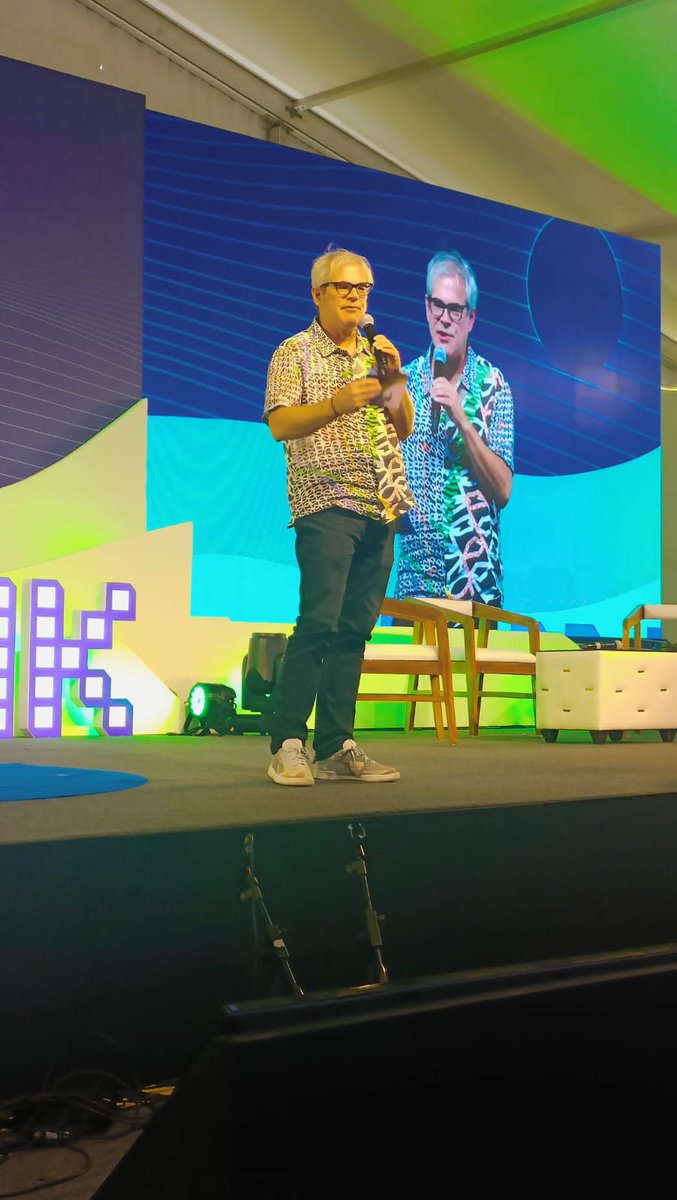 Eames Demetrios, the visionary behind the Eames Office and Chairman of the Eames Foundation, unveiled an inspiring short film at the INK 2023 Futureverse, commemorating the remarkable first 20 years of #kcymaerxthaere installations.

#INK #INKTalks #INKConference #INKevent