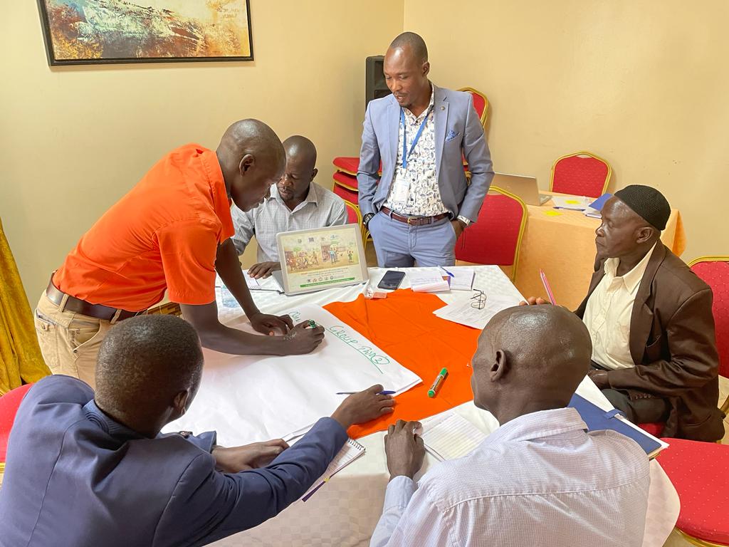 NGObureau's tweet photo. @NGObureau in collaboration with @VNGi is carrying out capacity-building trainings for the members of the #DNMCs and #SNMCs and other stakeholders in the districts of Yumbe, Koboko, Koboko Municipality, Terego, and Aura City . https://t.co/d0l5tMPhzd