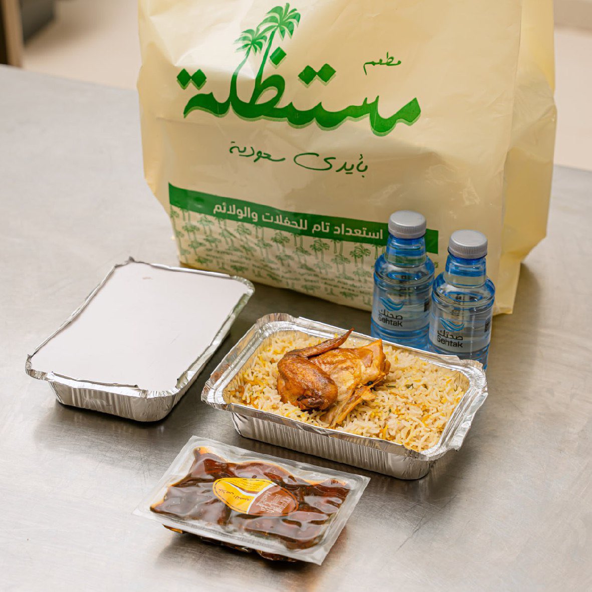 almostathela's tweet photo. الجودة الأفضل في تقديم الأطباق و طعم أصيل؛ تبدأ من التحضير وحتى التغليف

وجبة إطعام صائم (نفر رز ، ربع دجاجة ، علبتين ماء ، تمر) 

  للطلب و التواصل :
966530773560+

#مطاعم_الرياض #طويق #الرياض #بوفيه #سخانات_طعام #بوفيهات https://t.co/TGc3Lf1T9e