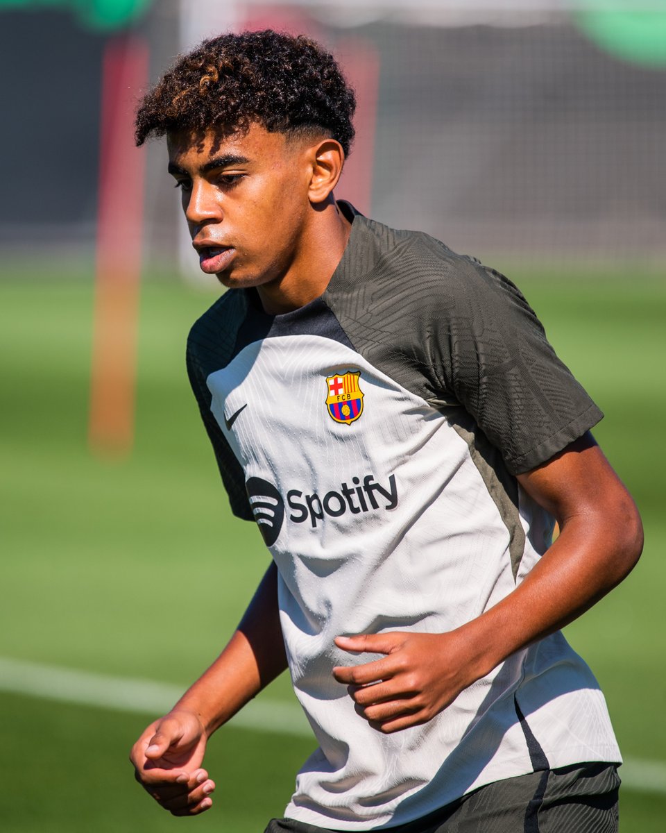FCBarcelona's tweet photo. 💎 https://t.co/aLgfjDpexu