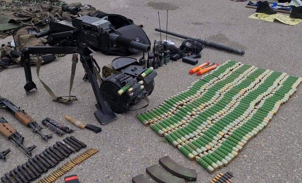 vulldotnet's tweet photo. New evidence links Serbia's state to the terrorist group behind the Banjska, Kosovo attack. A Serbian army document during a grenade launcher handover to the terrorists, seized by Kosovo Police on Sept 24, supports this. Details: Launcher 30mm M93, Seal: Serbian Army. https://t.co/2X40g3o1TS
