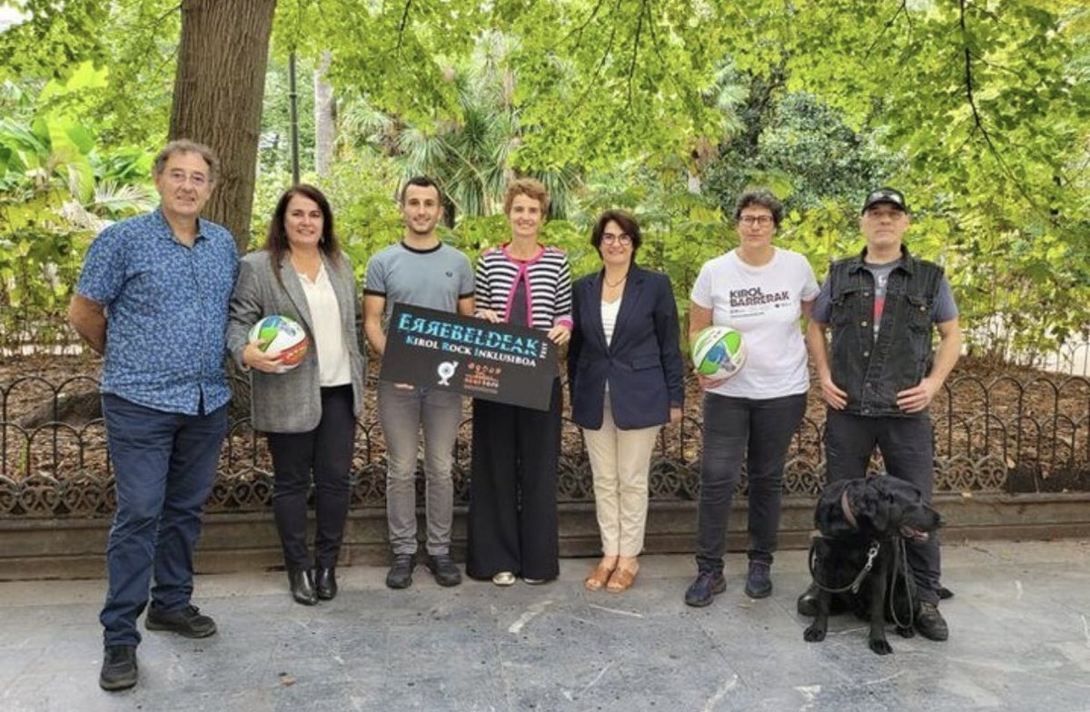 RMDonostia's tweet photo. GIPUZKOA KIROLAK: 

🚲 Emakumeok Mugimenduan 
🏒⛸️ @irenesenac  @TxuriN 
⚾️ Final del Udako Master
🎸 Errebeldeak Fest @GipKirolEgokitu 

🎙 @irismorenosanz 
📻  https://t.co/1e0tgMjBSZ https://t.co/bgvsfVgkQf