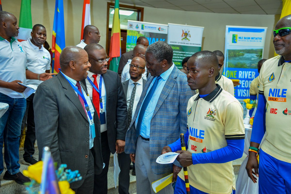 Oco Dansan tweet media