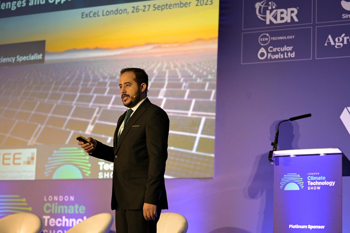 RCREEE's tweet image. Happening Now at ExCeL London, UK.

Eng. Mohammed Sadeq is Representing #RCREEE as a Keynote Speaker by Addressing the Solar Energy Challenges and Opportunities in the Arab Region at The Second Edition of the @ London Climate Technology Show
#CTS23 #climatetechnology #excellondon