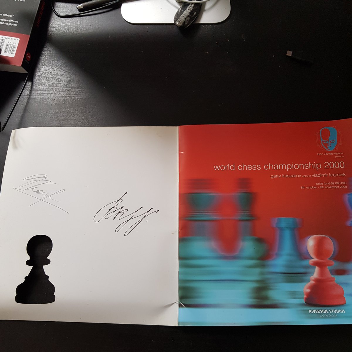 Everyman Chess tweet media