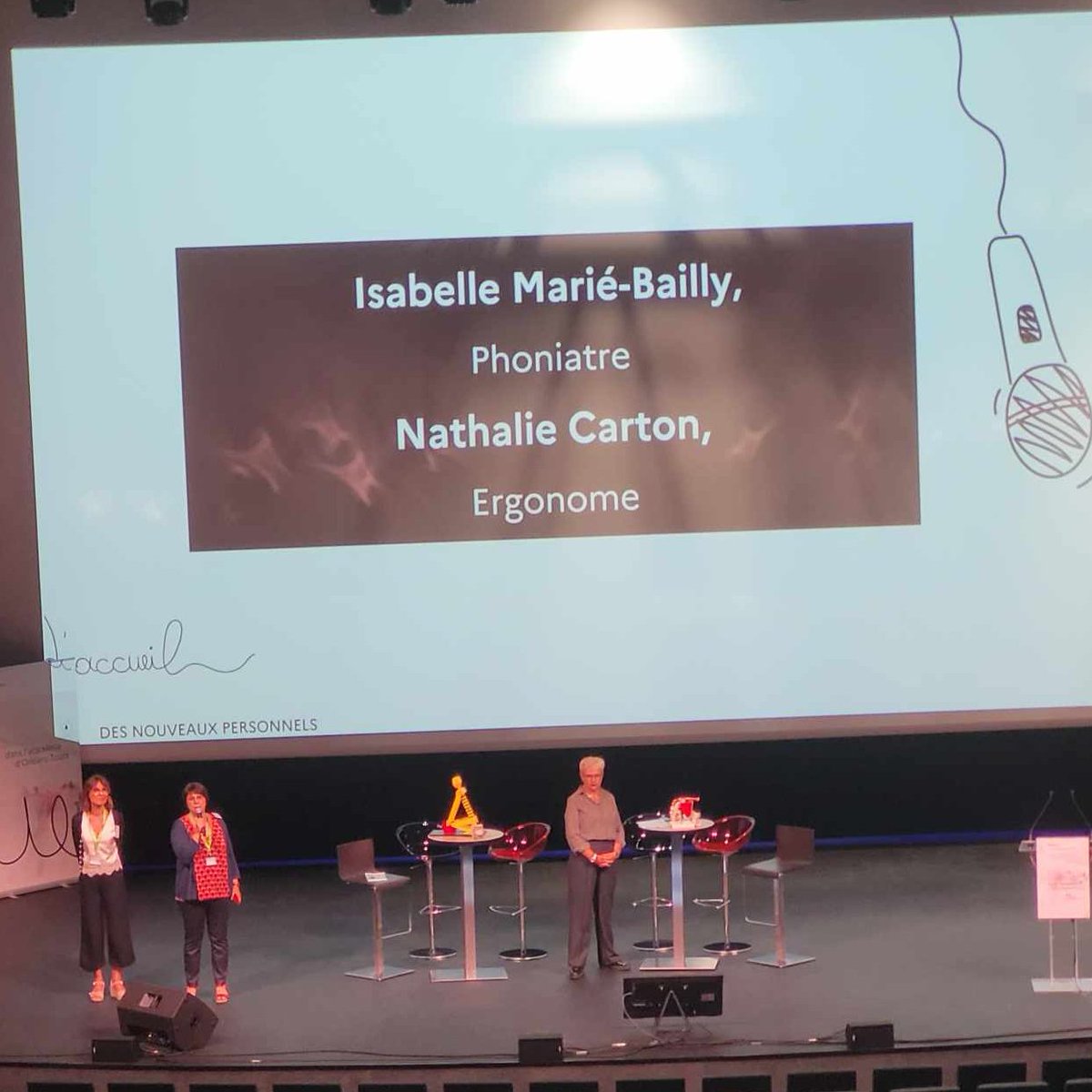 ac_orleanstours's tweet photo. L'accueil des nouveaux arrivants continue avec plusieurs ateliers : 
📌Se former #EAFC 
📌Adopter la bonne posture et poser sa voix au travail 🗣️
📌Handicap professionnel et l'action sociale dans l'académie #PARH
📌#CNR Éducation, Notre école, faisons-la ensemble 📚 https://t.co/VJDDyXnqDe