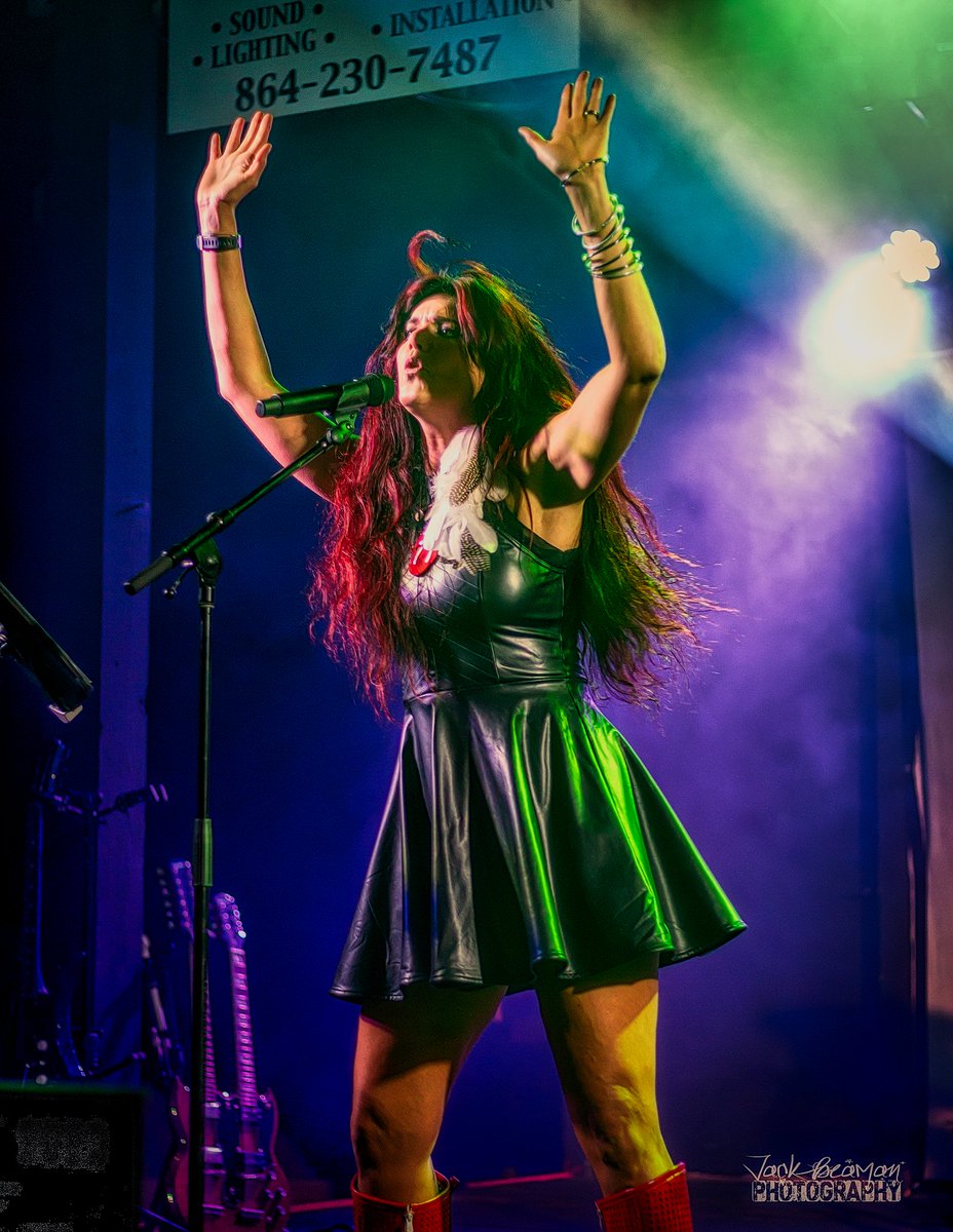 JackBeaman14's tweet photo. Heidi Chapman of local band Randomonium performing at Harley Davidson of Greenville. South Carolina.
#randomonium #harleydavidsonofgreenville #musicphotographer #concertphotography #greenvillesc #livemusic https://t.co/UPkg9zw1gH