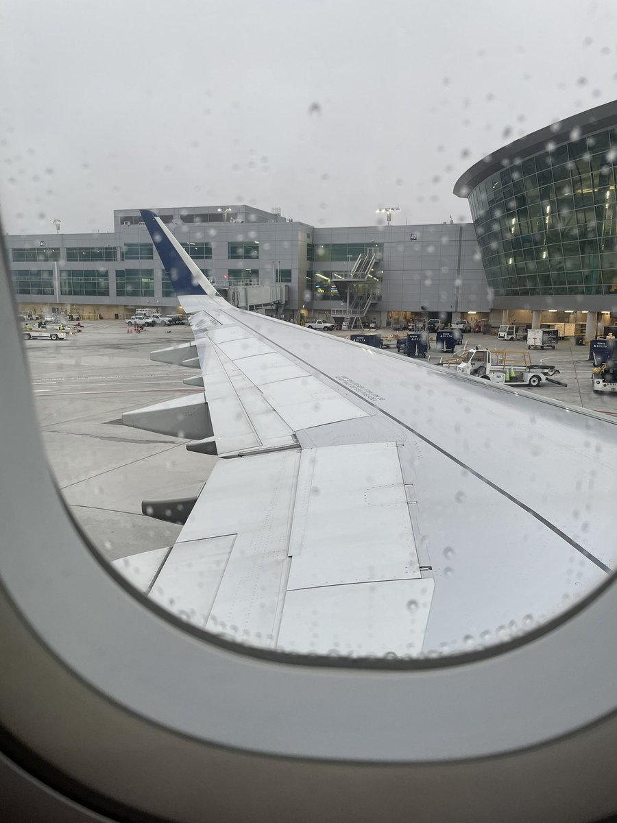 bspartridgeCIS's tweet photo. Did you know that when itโs foggy in San Diego the planes have to take off East instead of West which mean they have to weigh a whole lot less ๐ฌ Our pilot is currently trying to determine how to put our plane on a diet. #HTL2023 Iโm trying to get to you๐ญโ๏ธ https://t.co/aGENXQWUOM