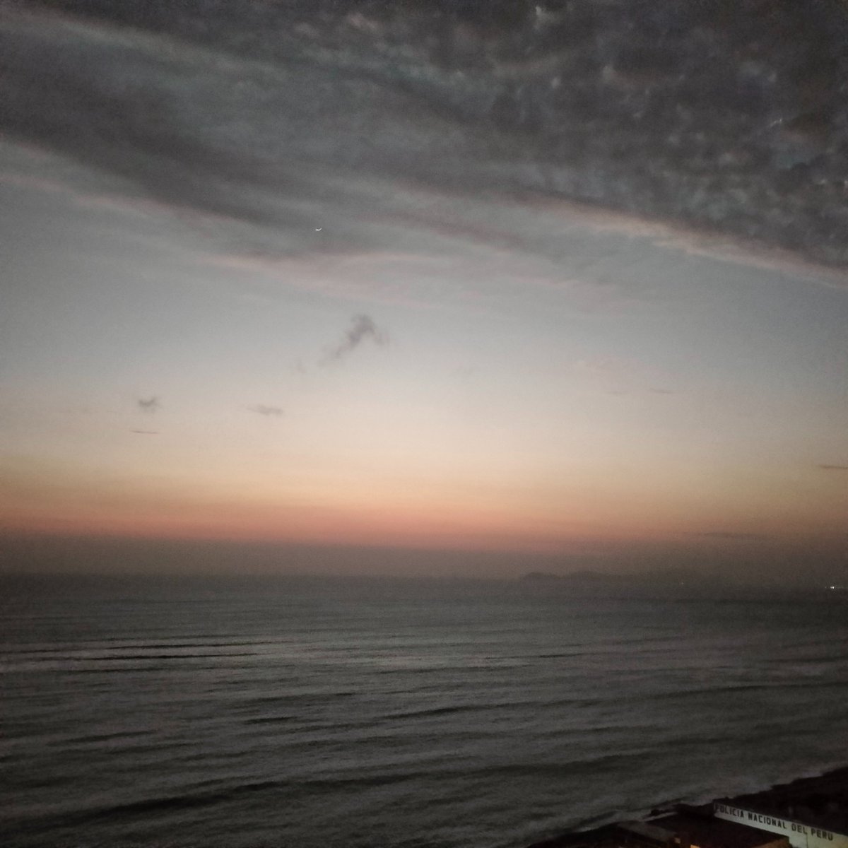 reina_y_diosa's tweet photo. Cruz del Papa en el Morro Solar, Chorrillos, Bahía de Lima,
Lima, Perú.
Fecha: 17-09-2023.
Hora: 06:33 pm
#ocaso #sunset
#twilight #vida #life #belleza #beauty #pulchritude #naturaleza #nature #lima #peru #morrosolar #cruzdelpapa https://t.co/CNf2TCWtzg