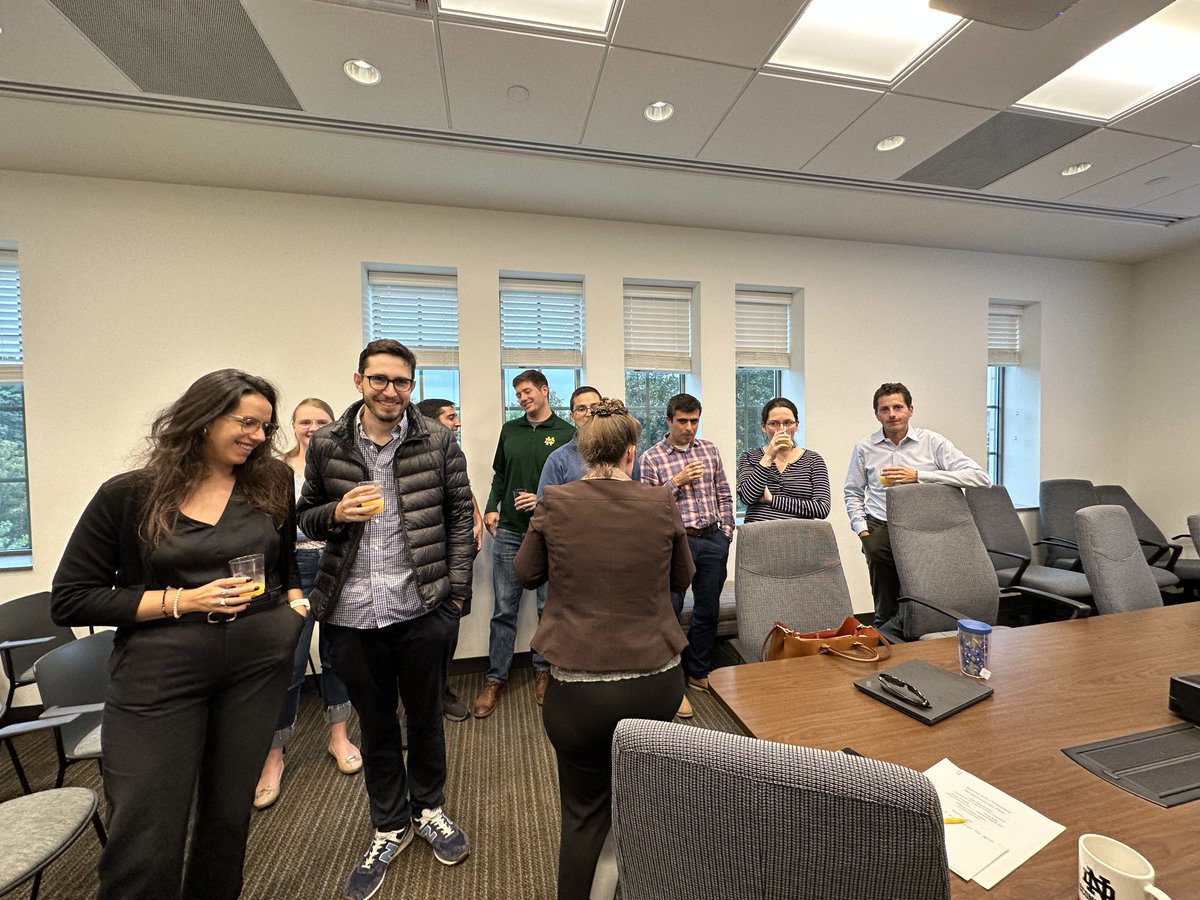 Notre Dame Economics tweet media